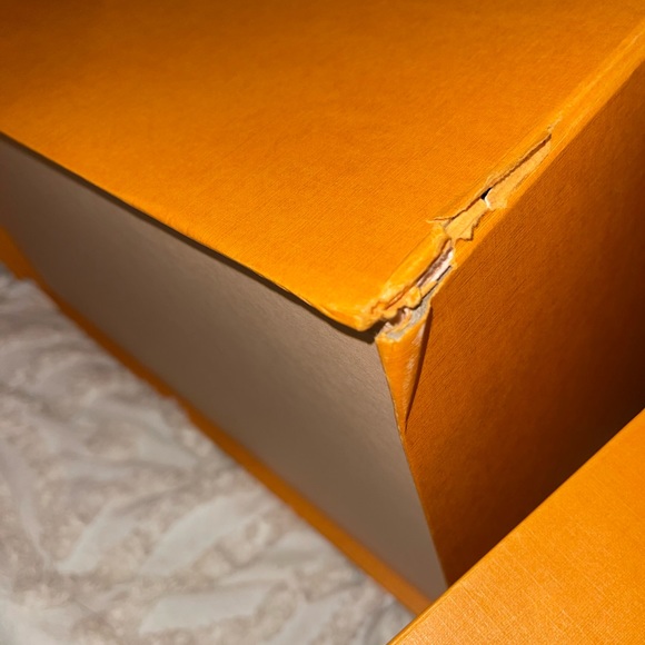 Louis Vuitton Large Box - Picture 5 of 5